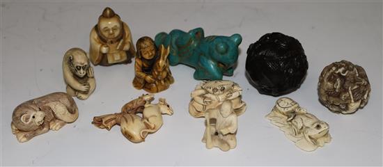 Assorted netsuke, etc.